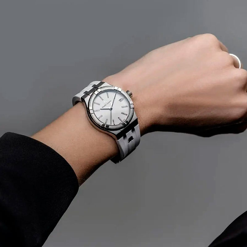 Maurice Lacroix AI1106-SS000-150-7